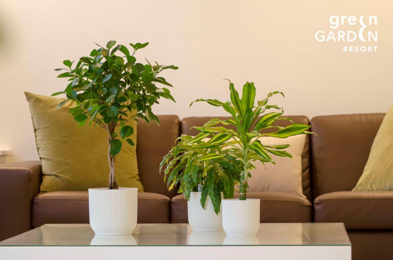 Resort Garden - Smart