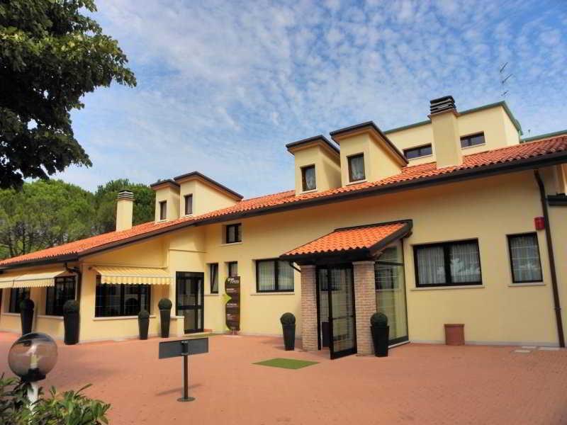 Garden - Smart Resort